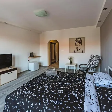 Victoria Hotel Rooms Veliko Tarnovo * Veliko Tárnovo