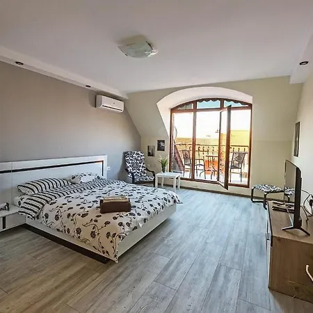 Victoria Hotel Rooms Veliko Tarnovo * Veliko Tárnovo