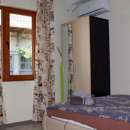 Victoria Hotel Rooms Veliko Tarnovo Pensión