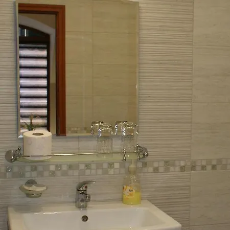 Victoria Hotel Rooms Veliko Tarnovo Pensión Veliko Tárnovo